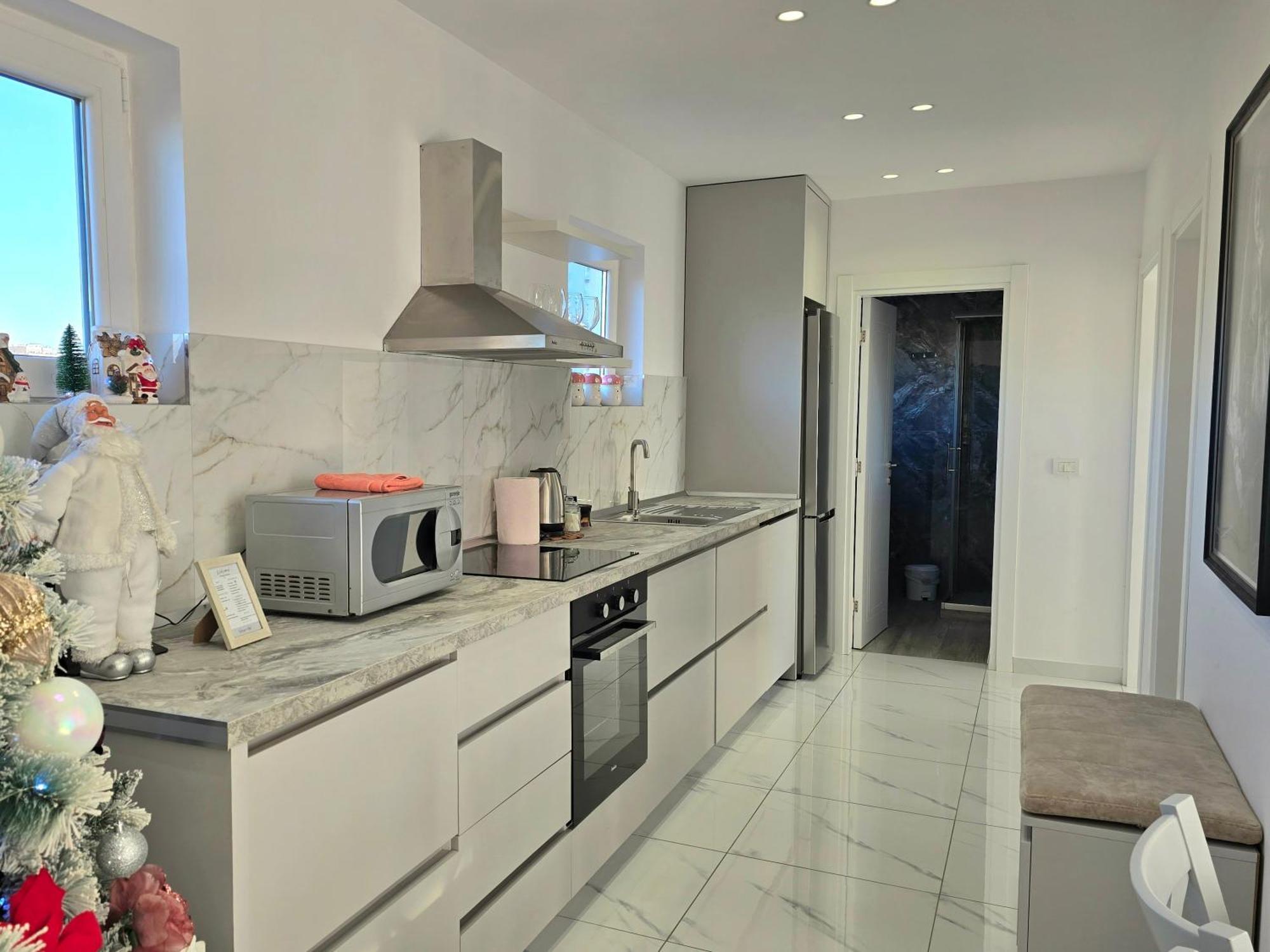 Tirana City Center Penthouse Oasis Buitenkant foto