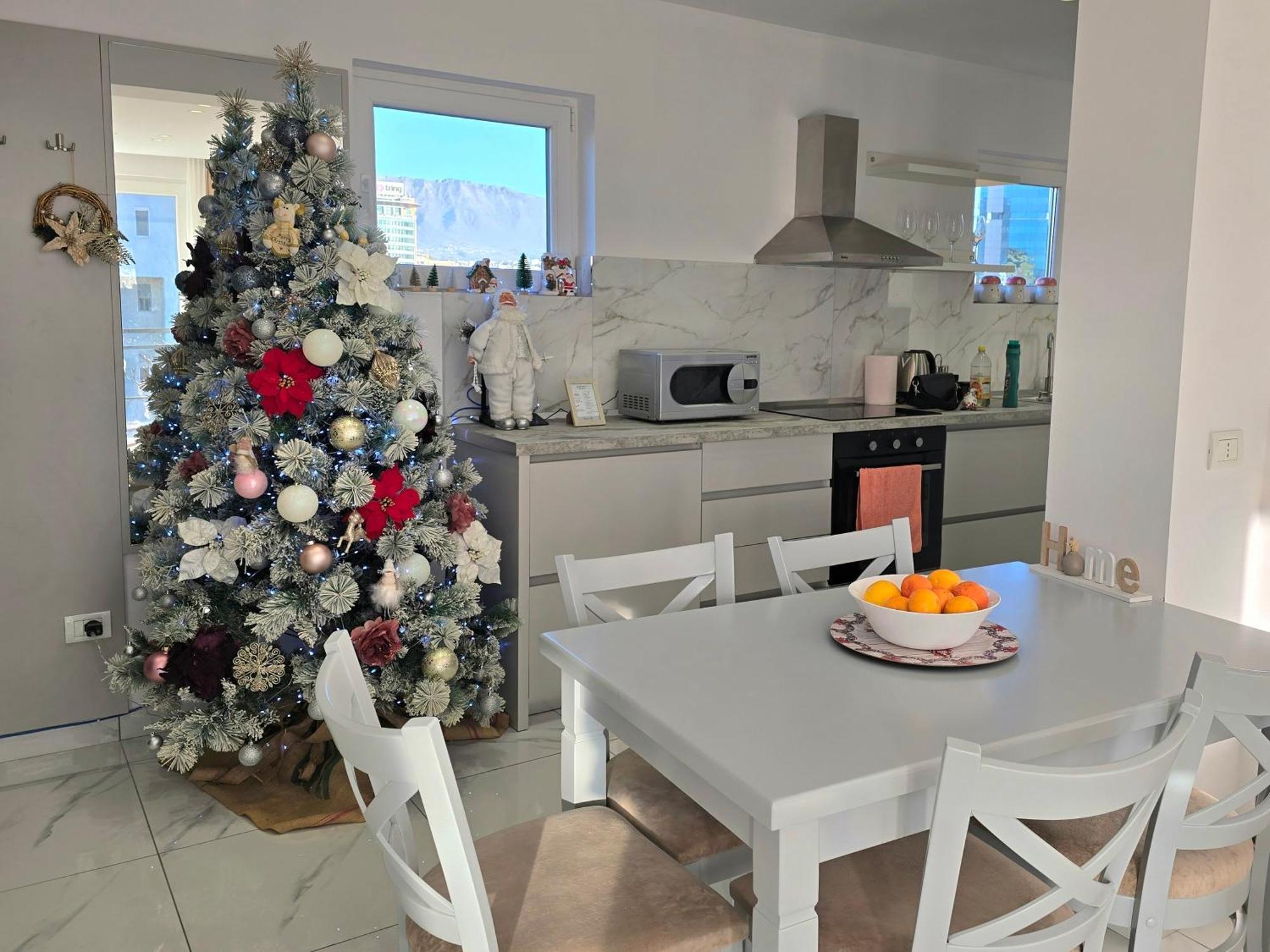 Tirana City Center Penthouse Oasis Buitenkant foto